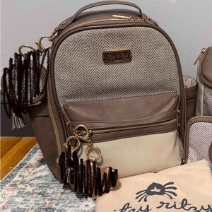Itzy Ritzy Vanilla Latte Mini Diaper Bag